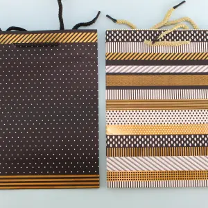 Bolsa de Regalo Pequeña Metalizada: ¡Elegancia en Miniatura! - Bolsa de regalo pequeña metalizada punt