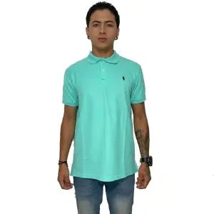 Camiseta Polo REF1: Estilo Clásico, Comodidad Superior - REF1