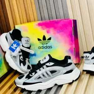 ADIDAS OZMILLEN: Experimenta la Máxima Comodidad - ADIDAS OZMILLEN