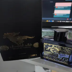 PERFUME Lattafa Qaed Al Fursan: Experimenta la Opulencia - PERFUME Lattafa Qaed Al Fursan
