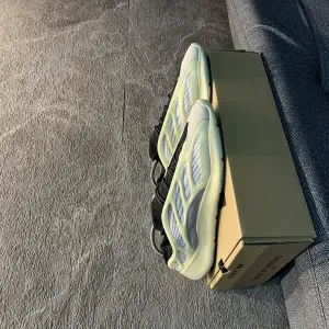 Yeezy 700 V3: El Culmen del Estilo y la Comodidad - Yeezy 700 V3