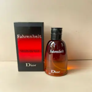 Loción para Hombre Fahrenheit Dior: Experimenta la Elegancia - LOCION HOMBRE  FAHRENHEIT DIOR