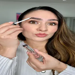 TRATAMIENTO PARA CEJAS Y PESTAÑAS: Realza tu mirada de forma natural - TRATAMIENTO PARA CEJAS Y PESTAÑAS