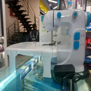 Máquina de Coser Ajustable + Mesa: Tu Compañera de Costura Perfecta - Máquina De Coser Ajustable + tabla