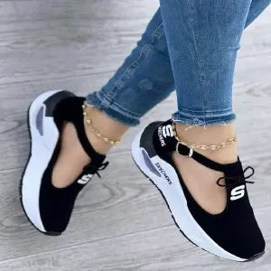 Tenis Mafalda Skechers Negro Dama: Elegancia y Comodidad en Cada Paso - Tenis Mafalda Skeachers Negro Dama