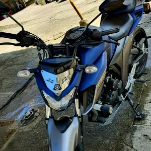 CUPULA FZ 250: La Protección Perfecta para tu FZ 250 - CUPULA FZ 250