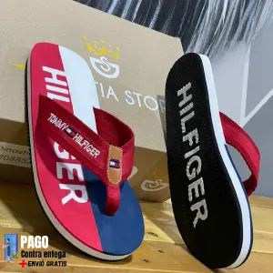 Chancla Tommy Hilfiger: Estilo y Comodidad en Cada Paso - Chancla Tommy Hilfiger