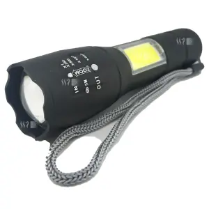 Linterna Táctica LED T6-29 Zoom: Iluminación Potente en tus Manos - Lampara Linterna tactica LED T6-29 zoom
