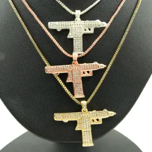 CB CADENA VENECIANA - DIJE UZI: Elegancia y Estilo Inconfundibles - CB CADENA VENECIANA-DIJE UZI