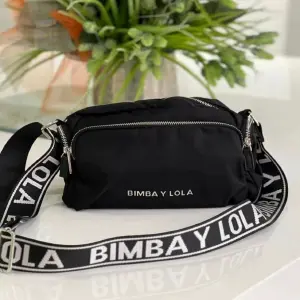 Manos Libres Bymba y Lola: ¡Música y Llamadas sin Límites! - Manos libre bymba y lola