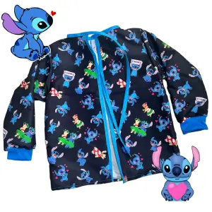 Delantal Escolar Stitch para Niña: ¡El toque mágico para la vuelta al cole! - Delantal escolar stich niña