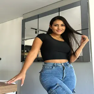 BLUSA SOFIA 1002: Elegancia y comodidad en una sola prenda - BLUSA SOFIA 1002