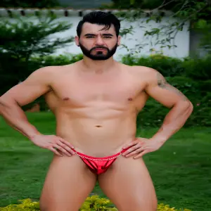 Tanga Cadena Masculina: Elegancia y Estilo - tanga cadena masculina