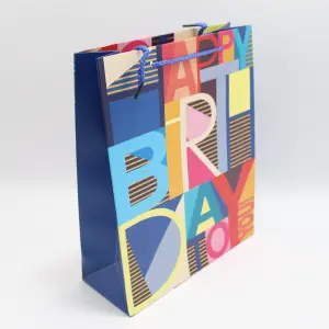 Bolsa de Regalo Mediana con Letras: ¡El Toque Personalizado para Cualquier Ocasión! - Bolsa de regalo mediana letras