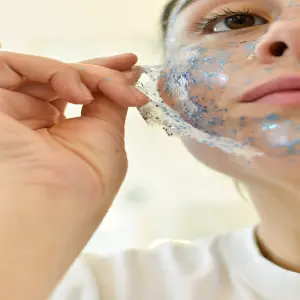 Velo Facial Dazzling: Ilumina tu piel con un brillo radiante - Velo Facial Dazzling